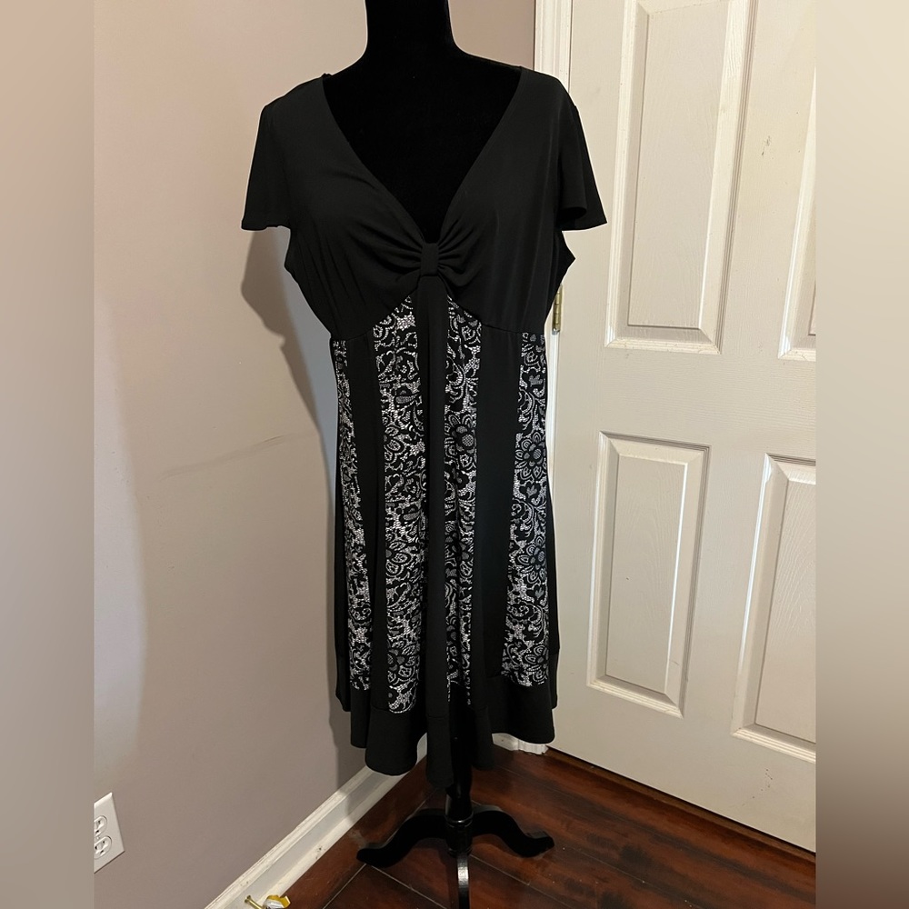 Connected apparel size 16.
